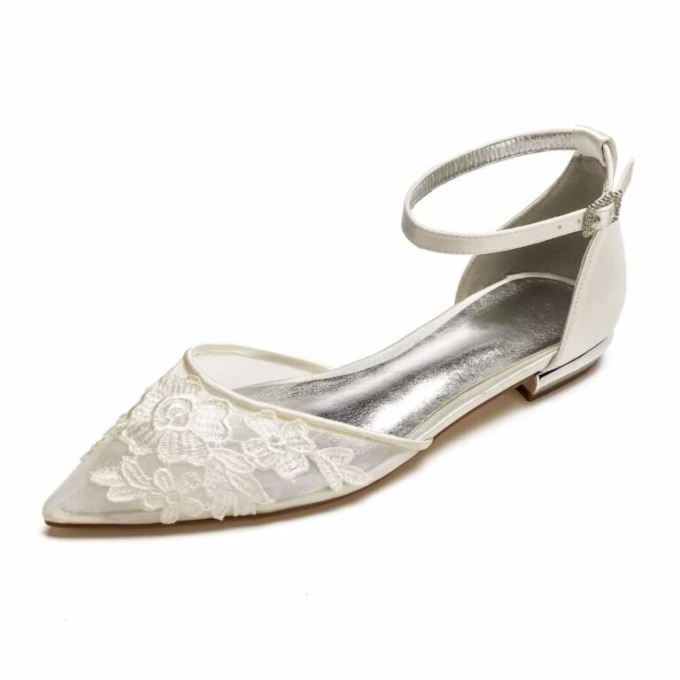 White lace flat shoe with ankle strap and silver insole